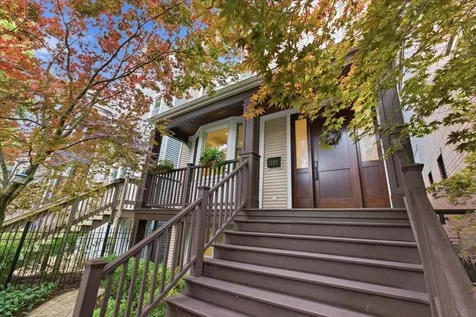 1327 West Barry Street Chicago IL 60657