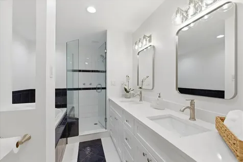 1327 West Barry Street Chicago IL 60657