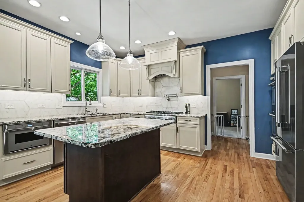 15235 Hamlin Street Plainfield IL 60544