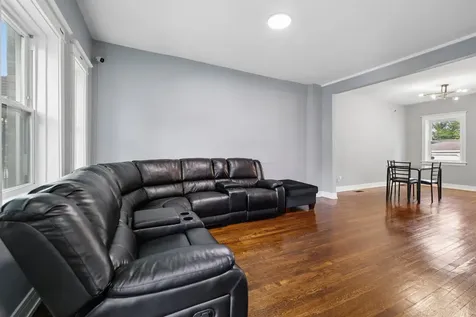 7005 South Eberhart Avenue Chicago IL 60637