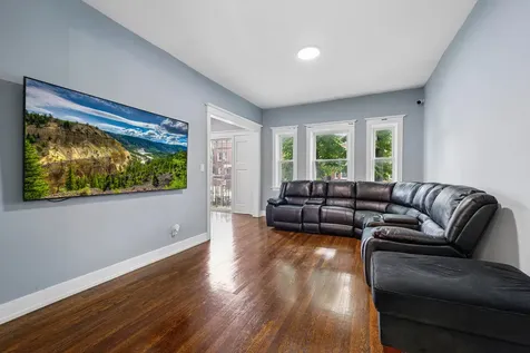 7005 South Eberhart Avenue Chicago IL 60637