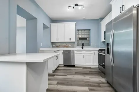 7005 South Eberhart Avenue Chicago IL 60637