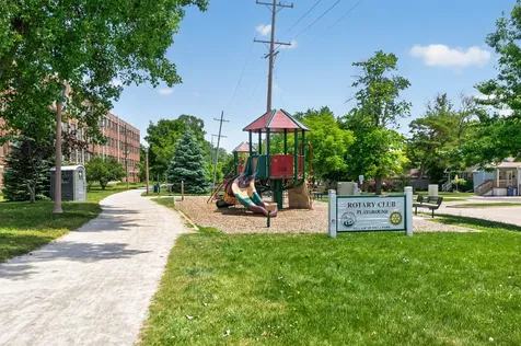 433 South Euclid Avenue Villa Park IL 60181