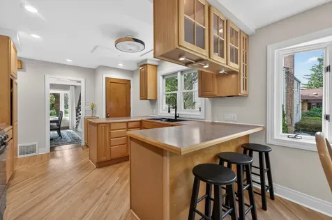 433 South Euclid Avenue Villa Park IL 60181