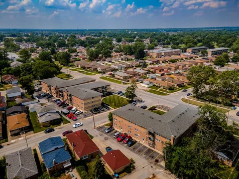 1025 West Vermont Avenue Calumet Park IL 60827