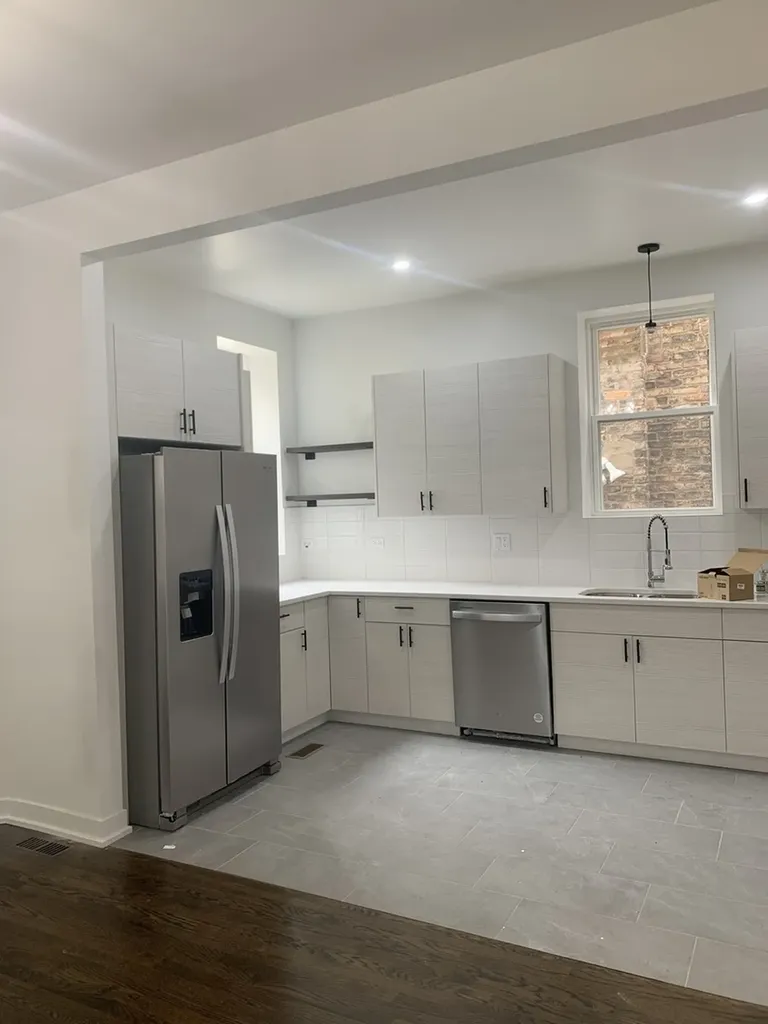 4421 West Monroe Street Chicago IL 60624