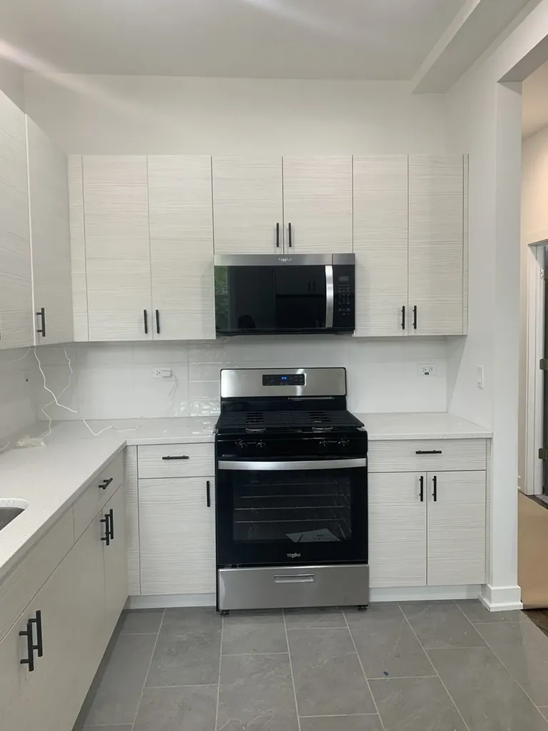 4421 West Monroe Street Chicago IL 60624