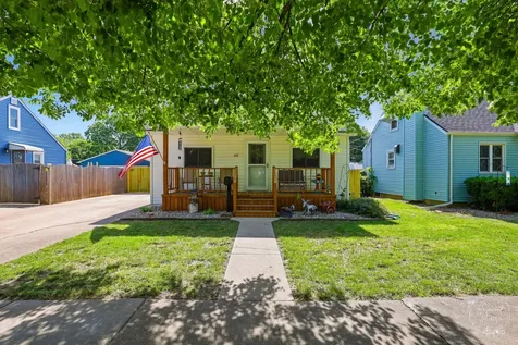 372 N Blaine Avenue Bradley IL 60915