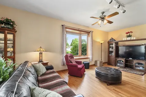 13657 South Parker Road Homer Glen IL 60491