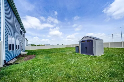 447 Shamrock Lane Manteno IL 60950