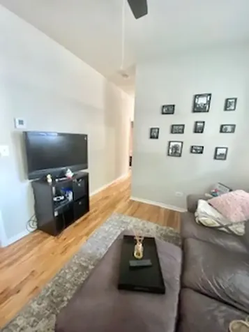 2835 North Racine Avenue Chicago IL 60657