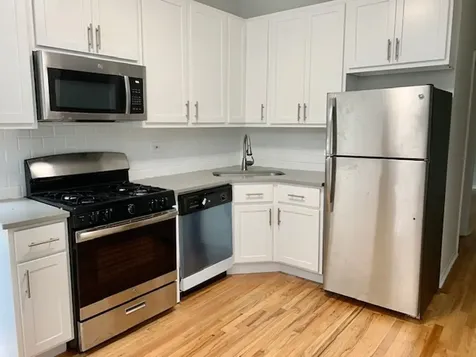 2835 North Racine Avenue Chicago IL 60657