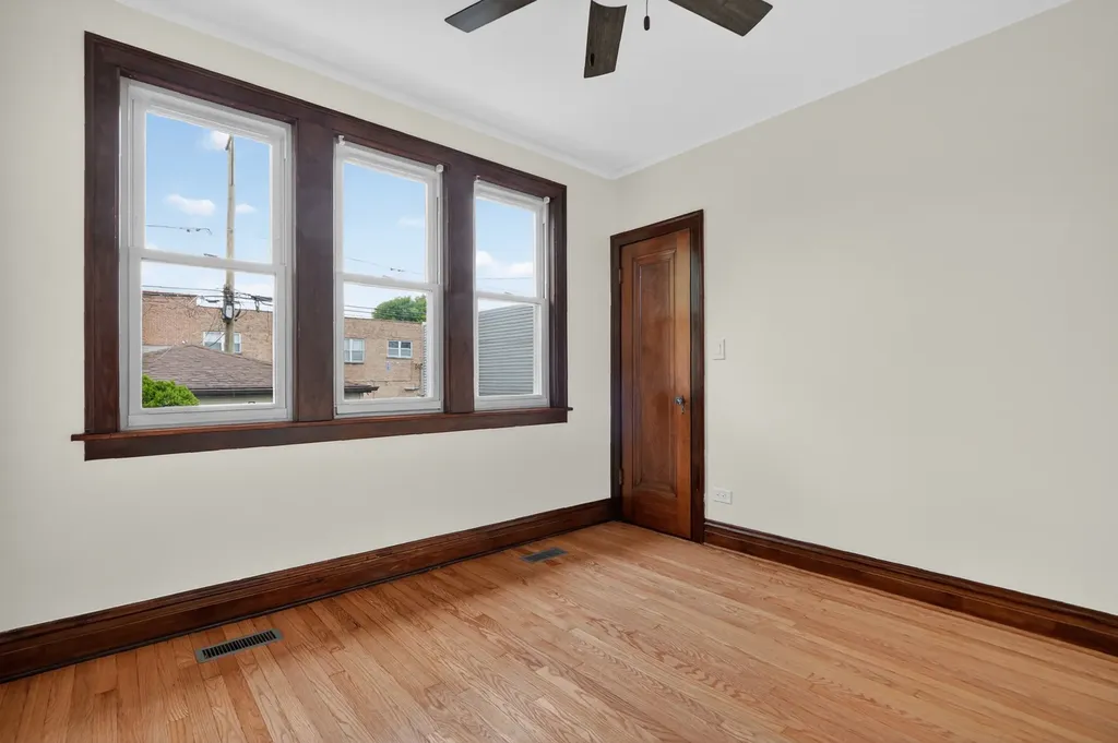 6136 West Fletcher Street Chicago IL 60634