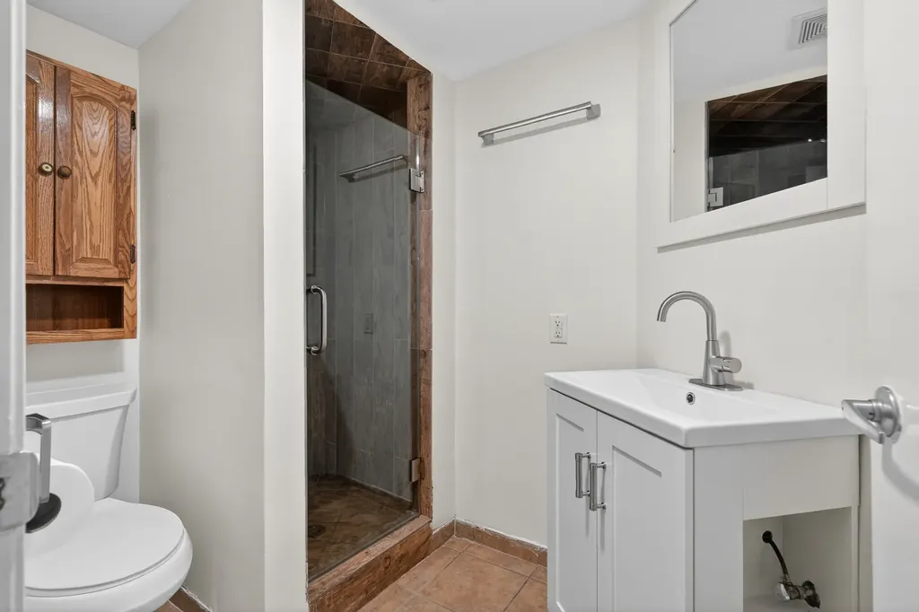 6136 West Fletcher Street Chicago IL 60634