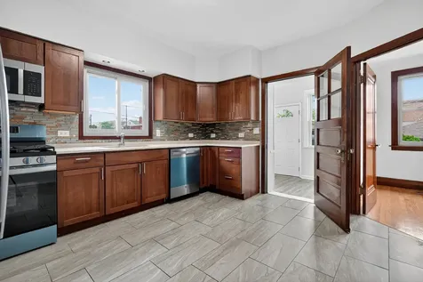 6136 West Fletcher Street Chicago IL 60634