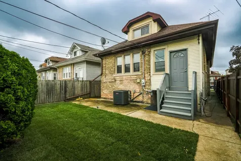 6136 West Fletcher Street Chicago IL 60634