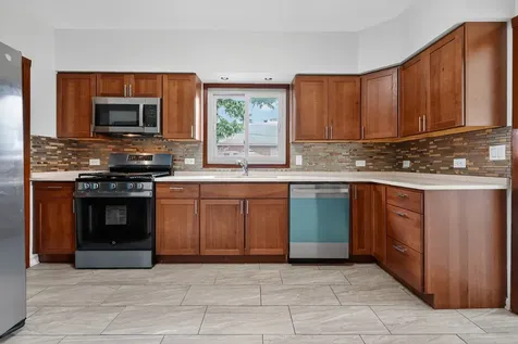 6136 West Fletcher Street Chicago IL 60634