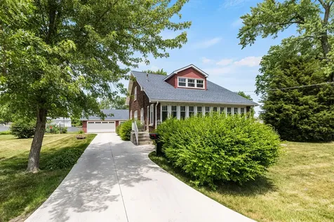 285 Chestnut Street Antioch IL 60002