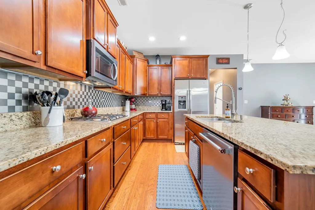 16519 S Fox Run Circle Plainfield IL 60586