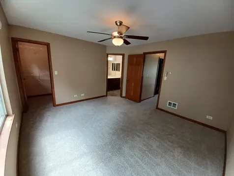 661 Lincoln Station Drive Oswego IL 60543