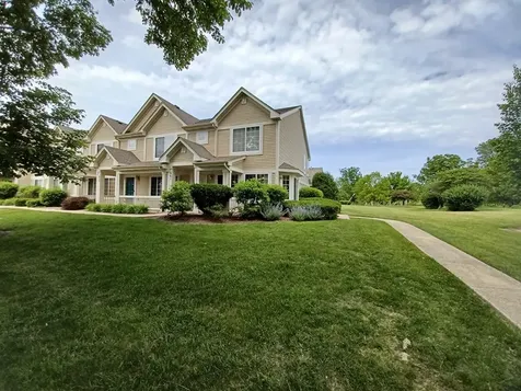 661 Lincoln Station Drive Oswego IL 60543