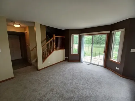 661 Lincoln Station Drive Oswego IL 60543