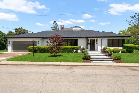 6600 North Kenton Avenue Lincolnwood IL 60712