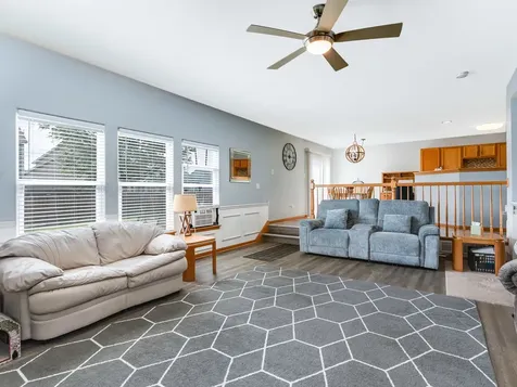 604 Silver Creek Drive Joliet IL 60431