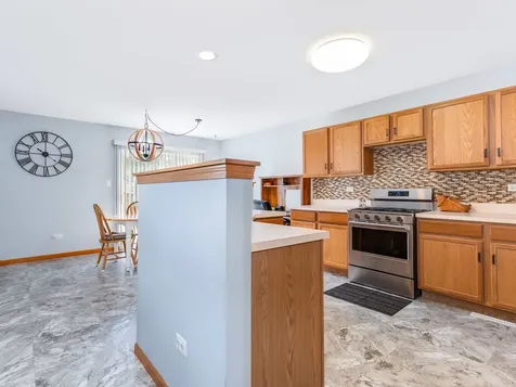 604 Silver Creek Drive Joliet IL 60431
