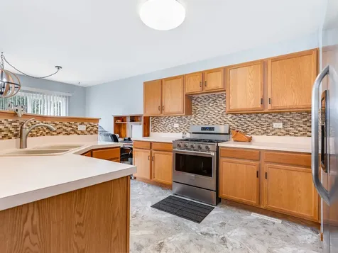 604 Silver Creek Drive Joliet IL 60431