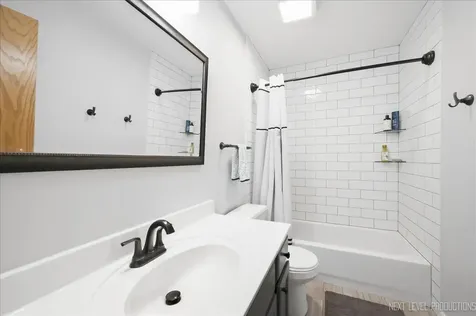 675 Parker Court Geneva IL 60134