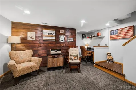 675 Parker Court Geneva IL 60134