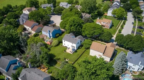 675 Parker Court Geneva IL 60134