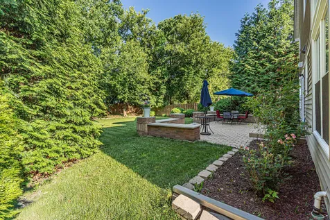 585 Marseilles Circle Buffalo Grove IL 60089