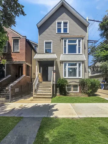 1214 West Melrose Street Chicago IL 60657