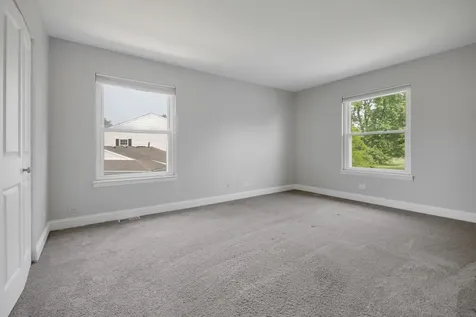 806 Pahl Road Elk Grove Village IL 60007