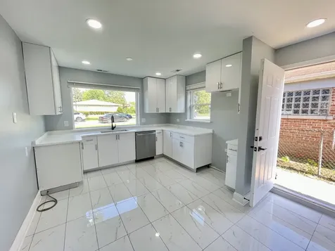 15822 South Ashland Avenue Harvey IL 60426