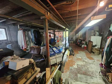 9346 South Woodlawn Avenue Chicago IL 60619