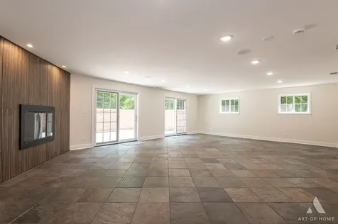 1635 Sequoia Trail Glenview IL 60025