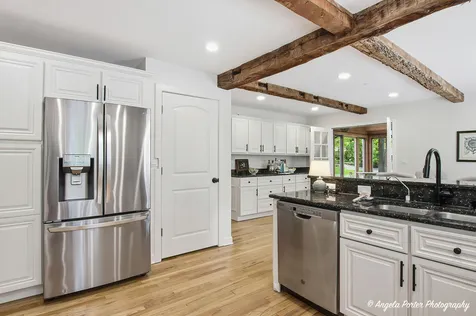 15 Willet Way Trout Valley IL 60013