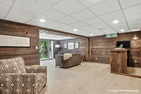 15 Willet Way Trout Valley IL 60013