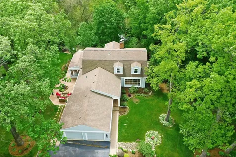 15 Willet Way Trout Valley IL 60013