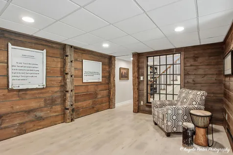 15 Willet Way Trout Valley IL 60013