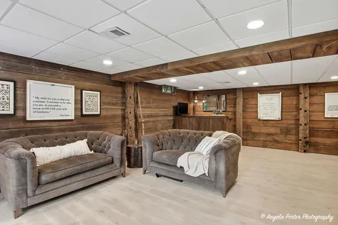 15 Willet Way Trout Valley IL 60013