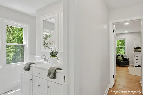 15 Willet Way Trout Valley IL 60013