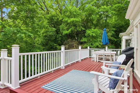 15 Willet Way Trout Valley IL 60013
