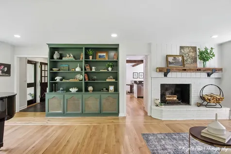 15 Willet Way Trout Valley IL 60013
