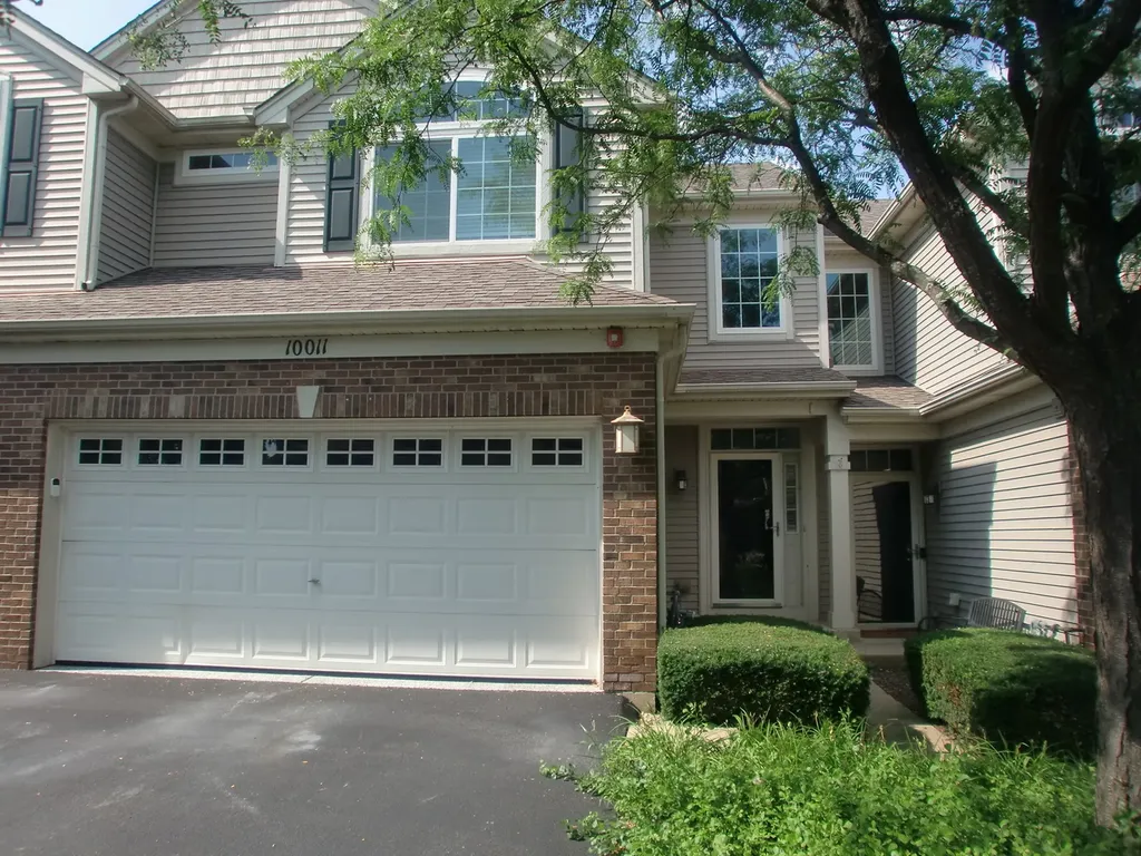 10011 Cummings Street Huntley IL 60142