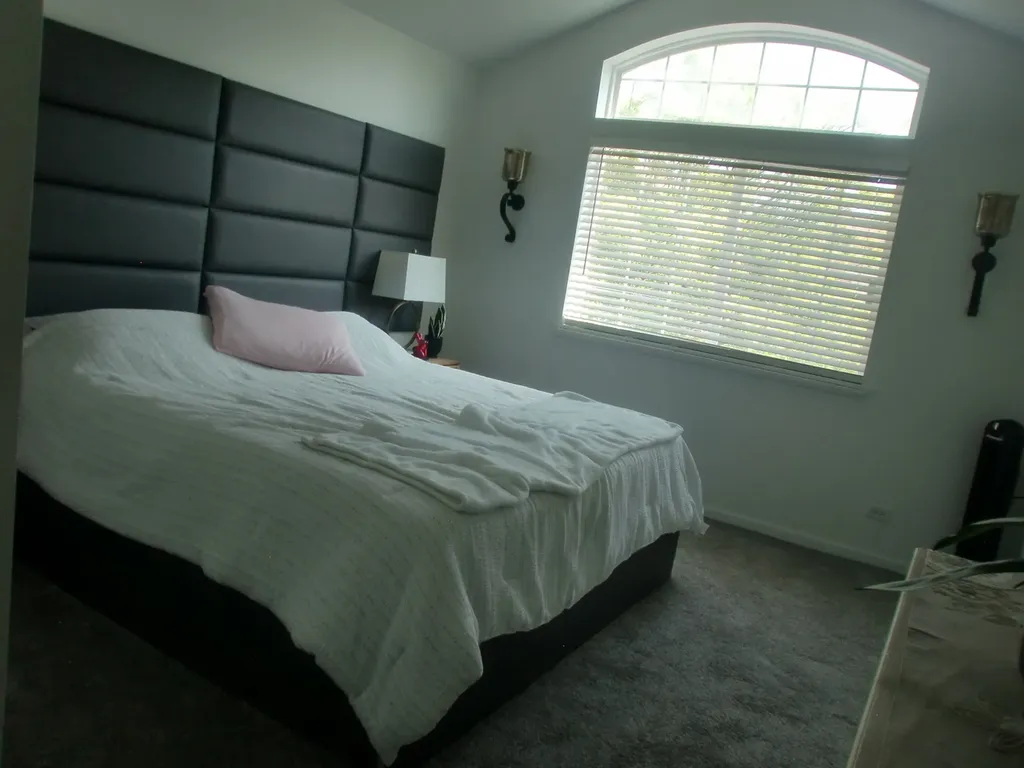 10011 Cummings Street Huntley IL 60142