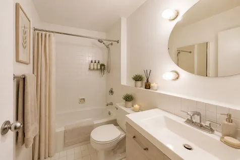 40 East 9th Street Chicago IL 60605